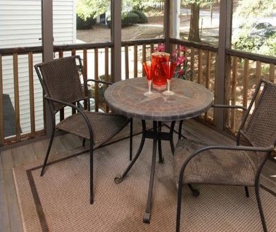The Hedges apartment homes terrace